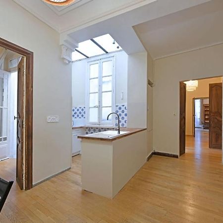 Superbe Appartement 95M2 Proche Arenes- Parking Offert ニーム エクステリア 写真