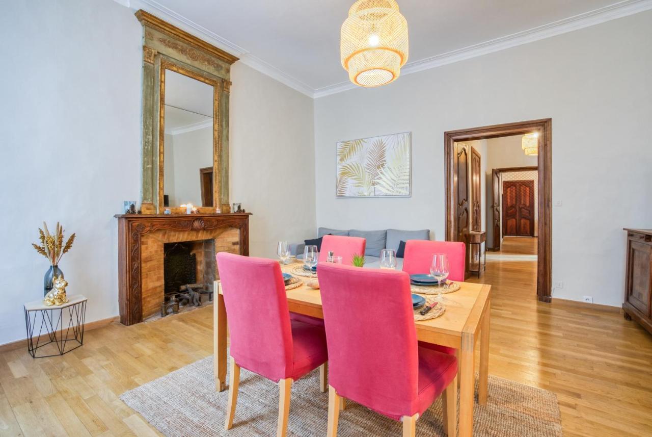 Superbe Appartement 95M2 Proche Arenes- Parking Offert ニーム エクステリア 写真