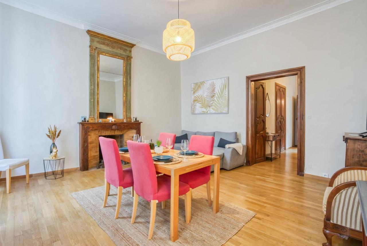 Superbe Appartement 95M2 Proche Arenes- Parking Offert ニーム エクステリア 写真