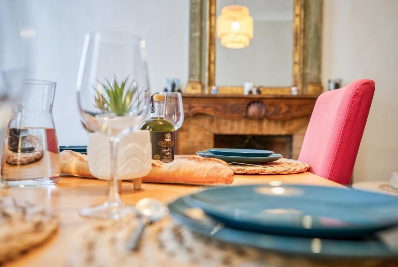 Superbe Appartement 95M2 Proche Arenes- Parking Offert ニーム エクステリア 写真
