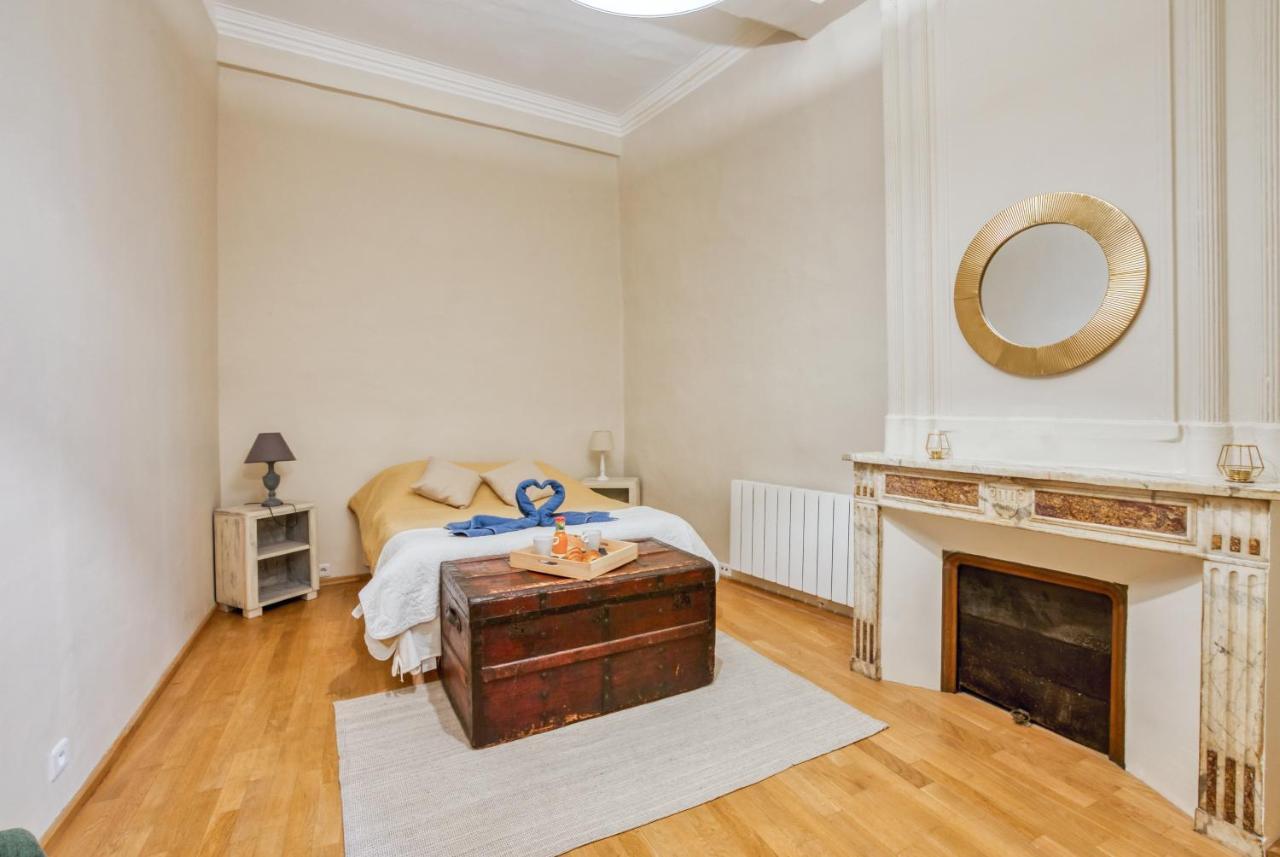 Superbe Appartement 95M2 Proche Arenes- Parking Offert ニーム エクステリア 写真