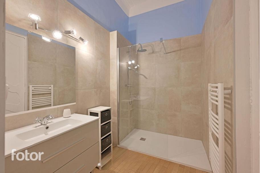 Superbe Appartement 95M2 Proche Arenes- Parking Offert ニーム エクステリア 写真